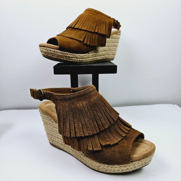 Minnetonka Ashley Layered Fringe Espadrille Wedge Heels, Size 6 - Picture 3 of 12